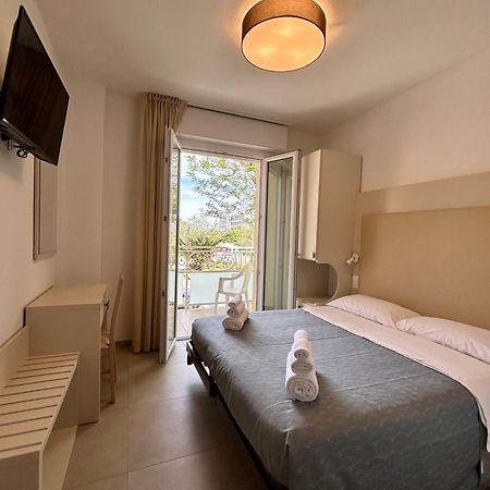 Hotel Brigantino Milano Marittima Buitenkant foto